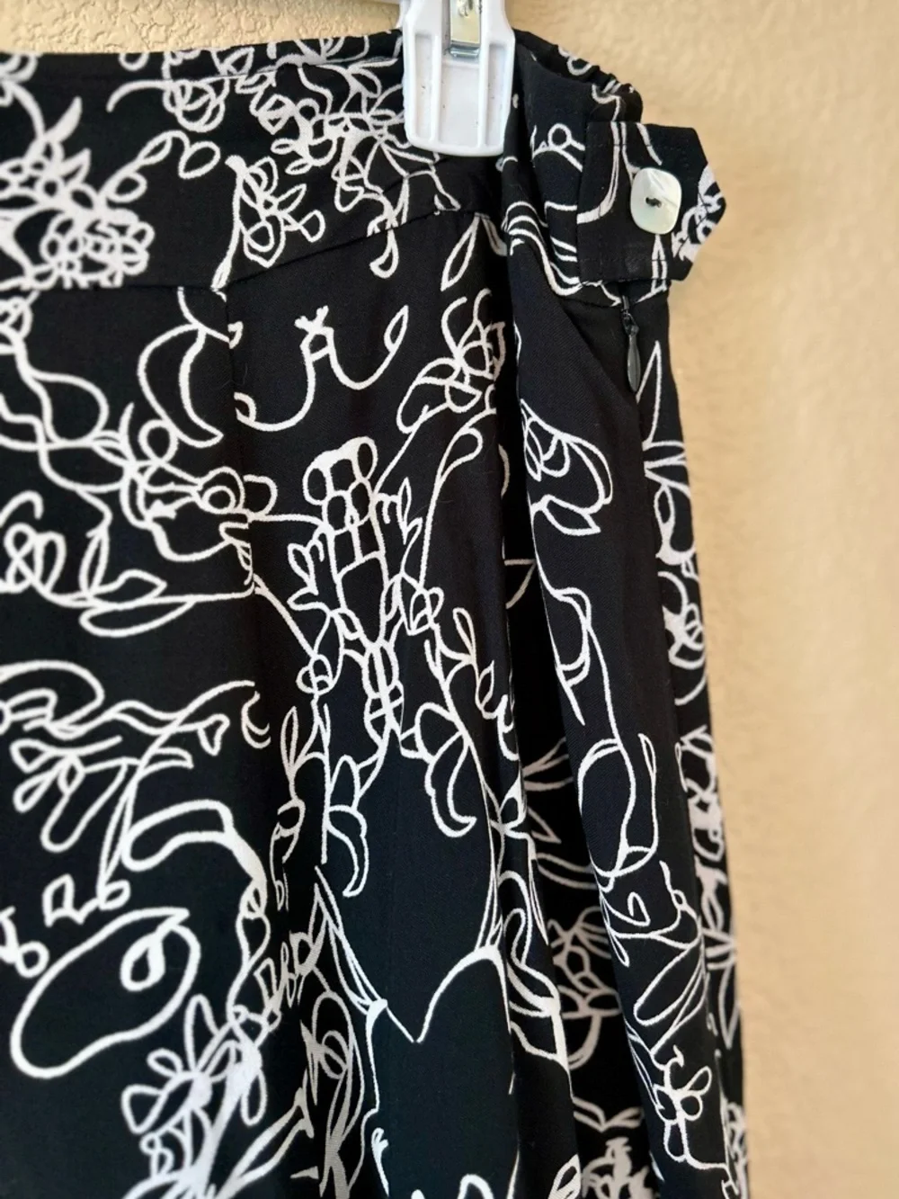 Soft Surroundings Black and White Doodle-Print Maxi Skirt Size L Cottagecore - Picture 3 of 5